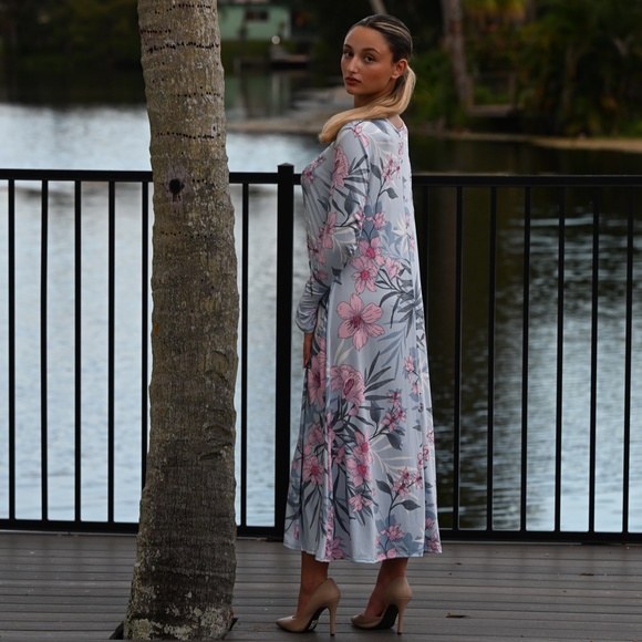 DEVORAH'S SECRET Modest Midi Dress Floral Light Blue &Pink / Regular& Plus sizes - Picture 5 of 5